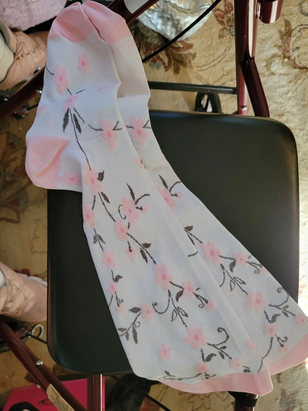New NWOT Compression Knee High Pink Floral Women's Socks - Pink & White Sz 4XL